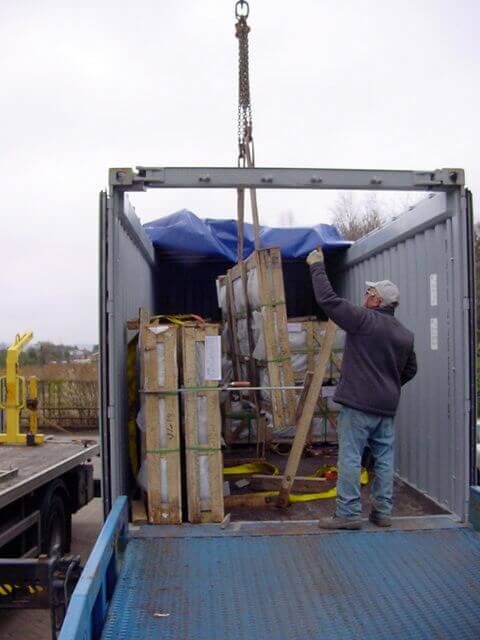 unloading open top container